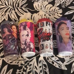 🌷Sealed Selena cups (all 4 included)